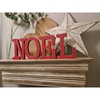 Weihnachten Handbemalte Holzbuchstaben - Noel 15cm von TheLetterHouseUK