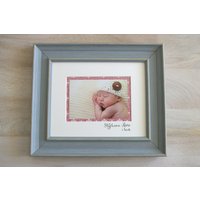 Personalisierte Passepartout Für Rahmen, Benutzerdefinierte Handkalligraphie Baby Name Mat Board Bilderrahmen - Weiß 8x10 Personalisierte Passepartout Für Rahmen, Benutzerdefinierte Handkalligraphie Baby Name Mat Board Bilderrahmen - Weiß 8x10 von TheLetteringStudio