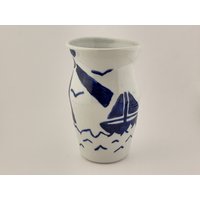 Porzellan Vase | Ozean Und Segeln Gemusterte Keramik von TheLevantinePotter