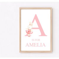 Mädchen Ballerina Wandkunst, Kinderzimmer Dekor Personalisierte Druck, Rosa Schlafzimmer Name Druck von TheLittleStagDesigns