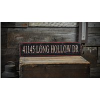 Benutzerdefiniertes Distressed Adressschild - Rustikale Handgemachte Vintage Holzdekorationen von TheLiztonSignShop
