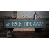 Benutzerdefiniertes Strandschild, Hufeisenkrabbendekor, Strandwanddekor, Küstenwanddekor, Küstendekor - Rustikales Handgemachtes Beunruhigtes von TheLiztonSignShop