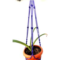 Lila Makramee Pflanzenhalter - Blumenampel 32 Zoll 3mm Hängen Blumentopf Indoor Outdoor Geschenk-Idee Wandbehang von TheMagicalNodules