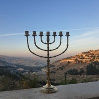 Sieben Zweig Menora 38 cm Höhe Aus Messing/Kupfer Hergestellt Sieben Zweig Menora 38 cm Höhe Aus Messing/Kupfer Hergestellt von TheMenorahShop