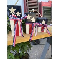 Patrielle Dekor Für Volksgedenktag & 4. Juli Holzfeuerwerk Handgefertigtes Land Primitiv von TheMermaidandMariner