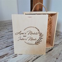 Weinkiste Mit Gravur Hochzeitsgeschenk von TheMickeys