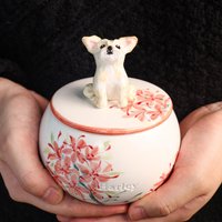Benutzerdefinierte Clivia Blumen Keramik Haustier Urne Personalisierte Hund Figur Handbemalte Pet Erinnerungsglas Handgemachte Erinnerungskatze Benutzerdefinierte Clivia Blumen Keramik Haustier Urne Personalisierte Hund Figur Handbemalte Pet Erinnerungsglas Handgemachte Erinnerungskatze von TheNestKreationen