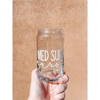 Med Surg Krankenschwester Eiskaffee Glas Dose | Bierglas Geschenk Pintglas von TheNursesBoutique