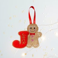 Personalisierte Lebkuchenmann, Alphabet Rot Filz Weihnachtsdekoration von TheNuttySquirrelUK