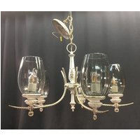 Elegante 5 Lampenleuchter, Creme Gold Metall Kronleuchter, Vintage Hängeleuchte Deckenhalterung, Rauchglasschirme von TheOldGrainery