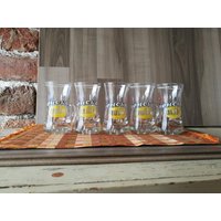Ein Satz Von 5 Glastassen Mit Alkoholgriffen/Glas Teetassen Tee-Set Vintage-Küche Küche Und Esszimmer Mann Höhle Haus Garten von TheOldTimeTreasures