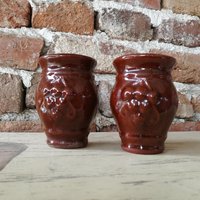 Ton Tassen/Vintage Keramik Handgemachte Set Von Handgefertigt von TheOldTimeTreasures