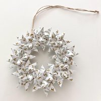 1 Kranz Aus Fröbelsternen Mit Ca.15cm Durchmesser - Handgefaltet Papier Juteschnur Zum Aufhängen Für Deine Weihnachtsdeko von TheOnlyBirdWeLike