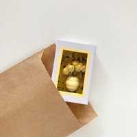 Geburtstagsgeschenk Deko-streichholzschachtel "Blümchen Für Dich" Einzigartige Geschenkidee Geburtstag Mit Gelben Trockenblümchen | Lona von TheOnlyBirdWeLike