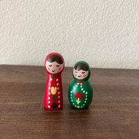 Geschenk Für Beste Freundinnen, Schwestern Oder Mutter U.tochter 2 Kleine Holzfiguren "Matroschkasisters" Deko/Geschenkidee Geburtstag von TheOnlyBirdWeLike
