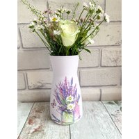 Flieder Vase, Vasen Für Blumen, Glasvase 20cm, Hübsche Blumenvase Herzstück, Vase Geschenk, Mama Bemalte Schmetterling von ThePaintedGiraffeUK