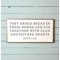 Lg Sie Brachen Brot in Ihren Häusern, Broke Bread-Zeichen, Wanddekor, Esszimmer-Zeichen, Fixierer Oberes Zeichen, Silo-Wandschild Lg Sie Brachen Brot in Ihren Häusern, Broke Bread-Zeichen, Wanddekor, Esszimmer-Zeichen, Fixierer Oberes Zeichen, Silo-Wandschild von ThePaintedPorchCo