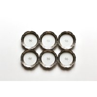 Sechs Vintage Glasuntersetzer Mit Geschliffenem Stern Alt Old Antik Sechs Vintage Glasuntersetzer Mit Geschliffenem Stern Alt Old Antik von ThePatinaClub