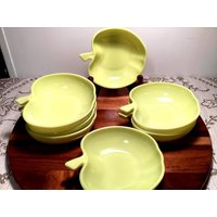 Satz Von 7 Vintage Hazel Atlas Apfelmilch Glas Suppe/Salat Dessert Schüsseln Satz Von 7 Vintage Hazel Atlas Apfelmilch Glas Suppe/Salat Dessert Schüsseln von ThePeacockButterfly