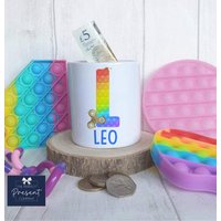 Personalisierte Spardose | Für Kinder Fidget Spielzeug Geschenk Kinder Kindergeburtstag Pop It Geburtstagsgeschenk Personalisierte Spardose | Für Kinder Fidget Spielzeug Geschenk Kinder Kindergeburtstag Pop It Geburtstagsgeschenk von ThePerfectPresentCo