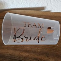 Becher | Namen Team Bride Bridal Party Personalisiert Wiederverwendbar Coldcup Geburtstage Partys Mehrweg Kinder Becher | Namen Team Bride Bridal Party Personalisiert Wiederverwendbar Coldcup Geburtstage Partys Mehrweg Kinder von ThePlotDesigns