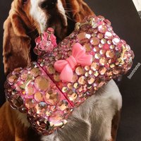 Rosa Hunde-Taschenhalter. Kotbeutelspender in Knochenform Mit Strasssteinen. Süßes Hundezubehör Mädchen. Abfallbeutelhalter. Hundemode Rosa Hunde-Taschenhalter. Kotbeutelspender in Knochenform Mit Strasssteinen. Süßes Hundezubehör Mädchen. Abfallbeutelhalter. Hundemode von TheQueensPassion