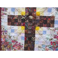 Osterkreuz Osterkreuz von TheQuiltPatchByEllen