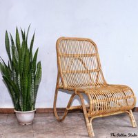 Handgemachte Rattan Liege Tragbare Klapp Strand Stuhl Korb Bambus Sonnenliege Pool von TheRattanStudio