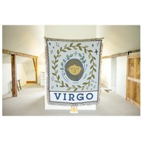 Sternzeichen Gobelin Decke - Wähle Dein Zeichen Horoskop Astrologie Decken Sternbild Dekor Und Geschenke Jungfrau Gewebte von TheRootedPair