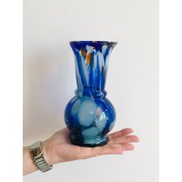 Regal Vintage Dekor, Kleine Vase Aus Farbigem Glas, Für Mittelstücke Wohnzimmer Dekor von TheSavoyStore