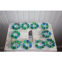 10 Perlenkranz Ornamente, Perlen Weihnachtsschmuck, Blau Und Grün, Rote Beeren, Handgemachte Perlenkränze, Weihnachtsbaumschmuck 10 Perlenkranz Ornamente, Perlen Weihnachtsschmuck, Blau Und Grün, Rote Beeren, Handgemachte Perlenkränze, Weihnachtsbaumschmuck von TheScoutGirls