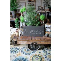 Be Still & Know Gerahmtes Holzschild von TheShedInteriors