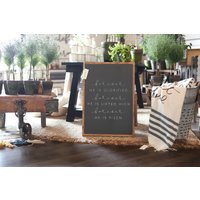 Für Immer Ist Er Glorifiziert, Hoch, Auferstanden Ostern Gerahmtes Holzschild Für Immer Ist Er Glorifiziert, Hoch, Auferstanden Ostern Gerahmtes Holzschild von TheShedInteriors