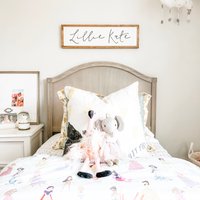 Namen Der Kinder Gerahmtes Hölzernes Zeichen-Kinderzimmerdekor-Babypartygeschenk von TheShedInteriors