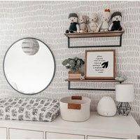 Plant A Green Tree in Your Heart Und Vielleicht Kommt Ein Singender Vogel Gerahmtes Holzschild von TheShedInteriors