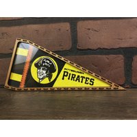 Gerahmte 1970Er Jahre Pittsburgh Pirates Mlb Vintage Mini Wimpelkette von TheSportsAlternative