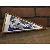 Gerahmte 1990's Dallas Cowboys Nfl Vintage Mini Wimpelkette von TheSportsAlternative