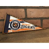 Gerahmte 1990Er Jahre Detroit Tigers Mlb Vintage Mini Wimpel von TheSportsAlternative