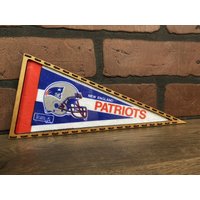 Gerahmte 1990Er Jahre New England Patriots Nfl Vintage Mini Wimpel von TheSportsAlternative