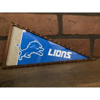 Gerahmte Detroit Lions Nfl Mini Wimpelkette von TheSportsAlternative