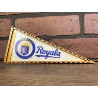 Gerahmter 1980Er Jahre Kansas City Royals Mlb Vintage Mini Wimpel von TheSportsAlternative