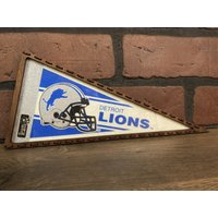 Gerahmter 1990Er Detroit Lions Nfl Vintage Mini Wimpel von TheSportsAlternative