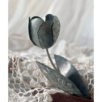 Weiße Metall Tulpe Ungewöhnliche Stahl Blume Geschweißt Kunst Spitze, Kunst, Home Oder Garten Decore By The Stee Style Things von TheSteelStyleThings