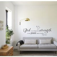 Gott Ist Unsere Zuflucht Und Stärke - Inspirierender Wandaufkleber Zeitgenössisch Vinyl Aufkleber Religiös Gott Ist Unsere Zuflucht Und Stärke - Inspirierender Wandaufkleber Zeitgenössisch Vinyl Aufkleber Religiös von TheStickerStop