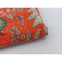 Eine Neue Orangefarbene Kantha-Decke Aus Reiner Baumwolle Mit Drachendruck, Kantha Quilt Tagesdecke, Dekorativer Überwurf Für Das Bett Mehreren von TheTextileCreations