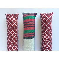 Kitty Kicker | Cat Toy Katzenminze Spielzeug Rot, Grün, Schwarz Und Marine Plaid von TheThimbleAndHound