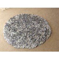 Baby Teppich, Grau, Weißer Boho Chic Shag Teppiche, Shabby Bodenmatte, Willkommensmatte, Neugeborenen Foto Requisite 36"Round von TheThreadingHouse