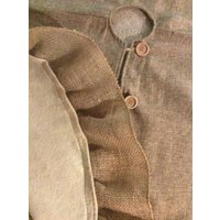 Großer Sackleinen Gekräuselter Weihnachtsbaum-Rock/Geschichteter Baumrock Sackleinen-Rustikaler 56 "Rund Holzknopf Großer Sackleinen Gekräuselter Weihnachtsbaum-Rock/Geschichteter Baumrock Sackleinen-Rustikaler 56 "Rund Holzknopf von TheThreadingHouse