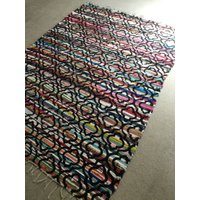 Wunderschöner Zweiseitiger Bunter Chindi Teppich von TheThreadingHouse
