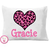 Pink Gepard-Herz Kissenbezug, Personalisierte Kinderbettwäsche von TheTrendyButterfly